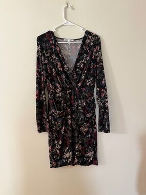 BCBG floral long sleeve; knee length (with pockets) size M
